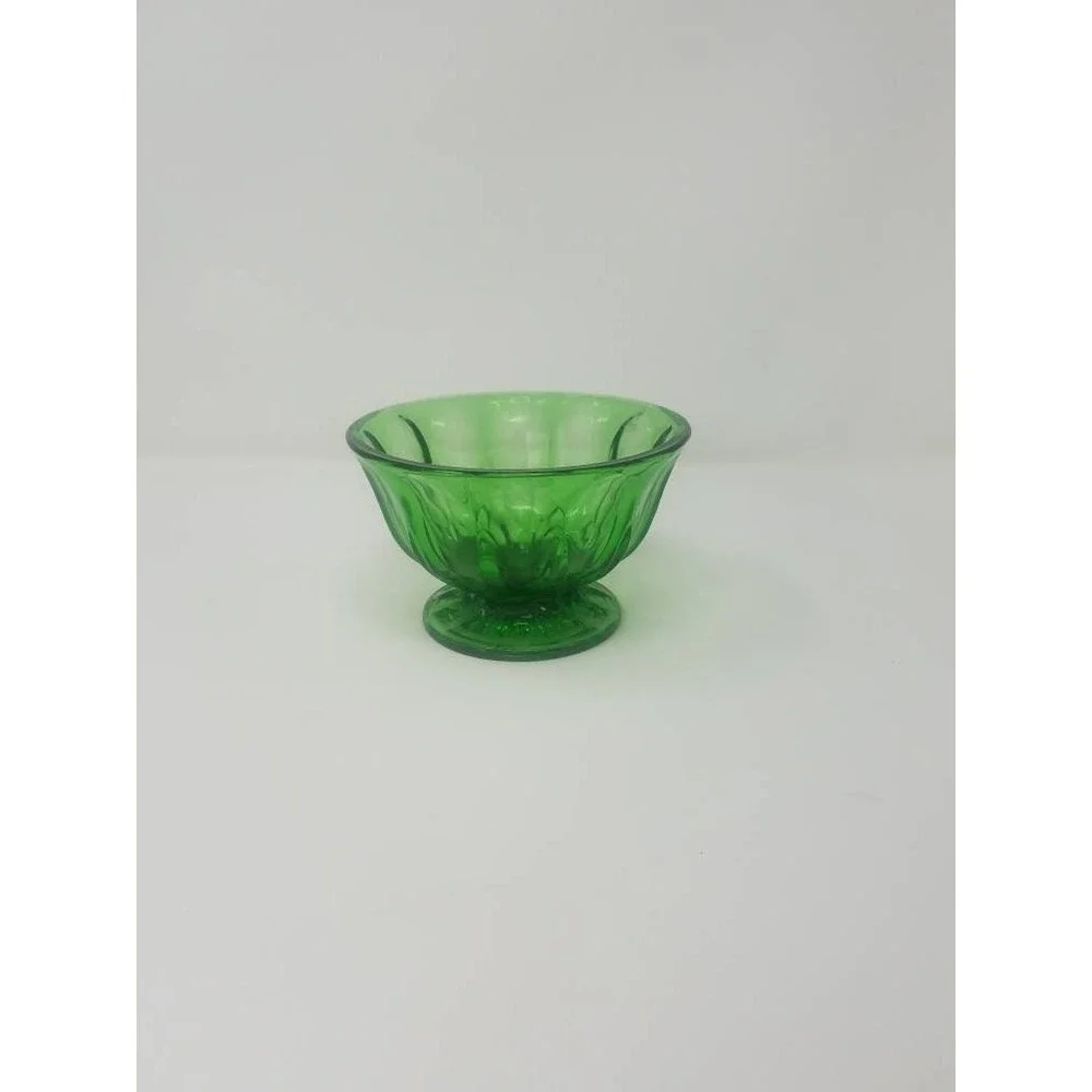 Vtg Westmoreland footed compote dish green bowl